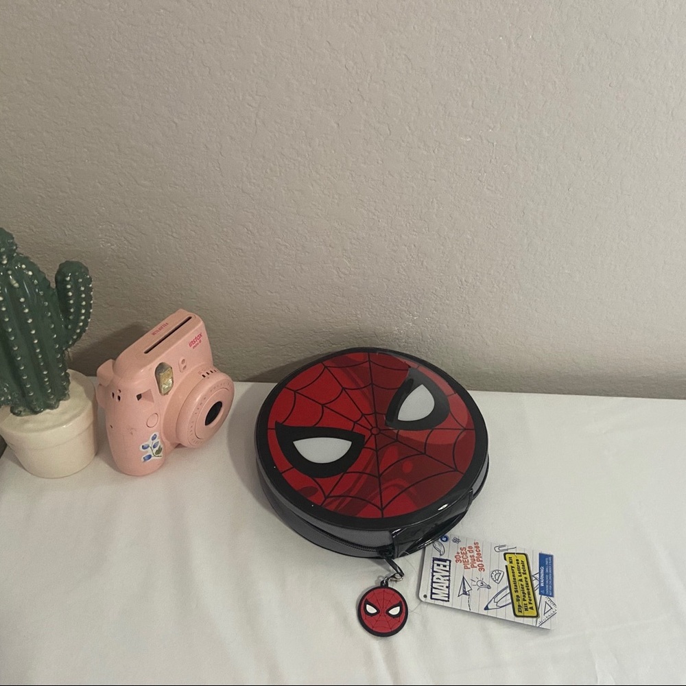Disney Spider-Man stationary set